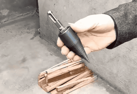 Burghiu crăpat lemne